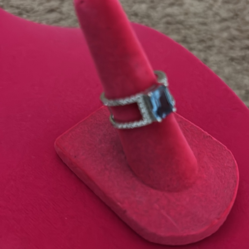 QVC ring - Picture 4 of 6